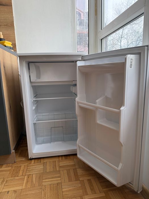 Мини хладилник crown