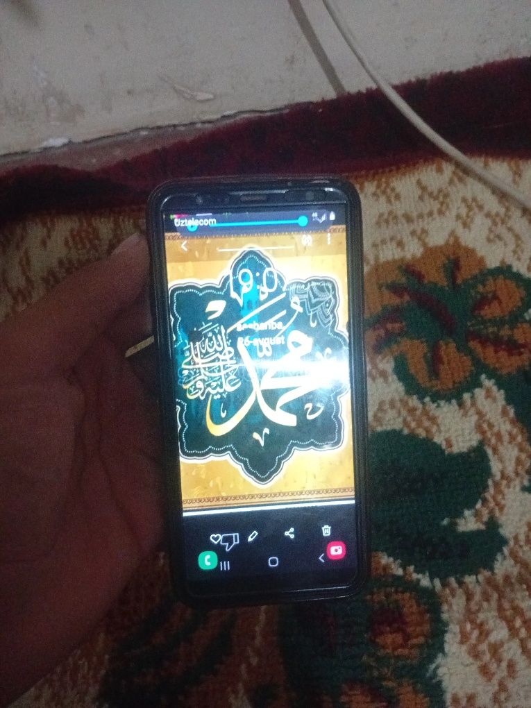 Samsung     j6 +