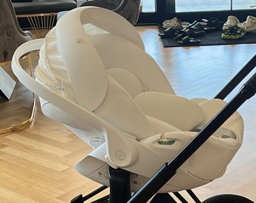 Scoica Cybex Platinum Off White Priam 4.0