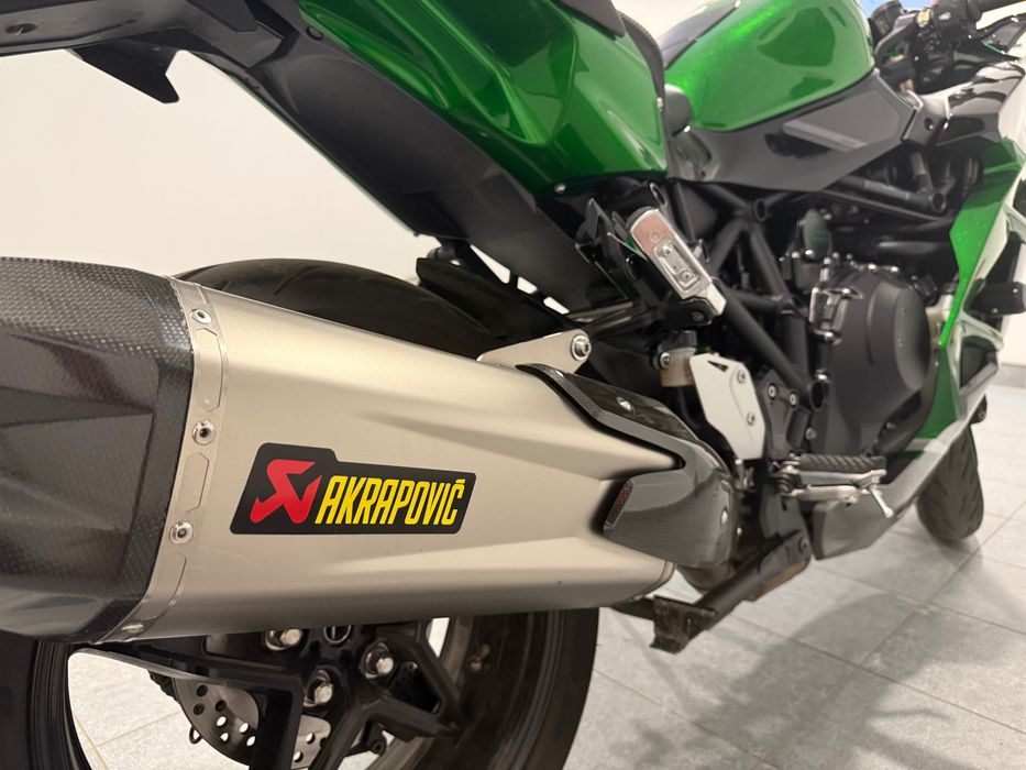 Kawasaki Ninja H2 SX 2022, 6400km