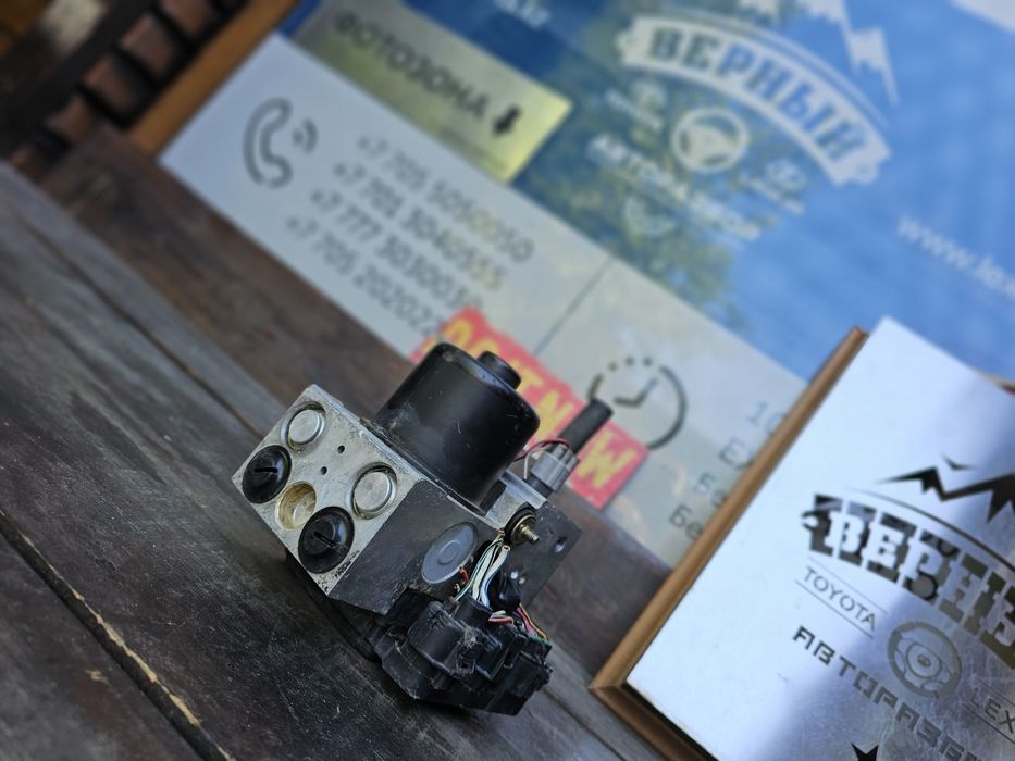 Блок ABS Lexus RX300