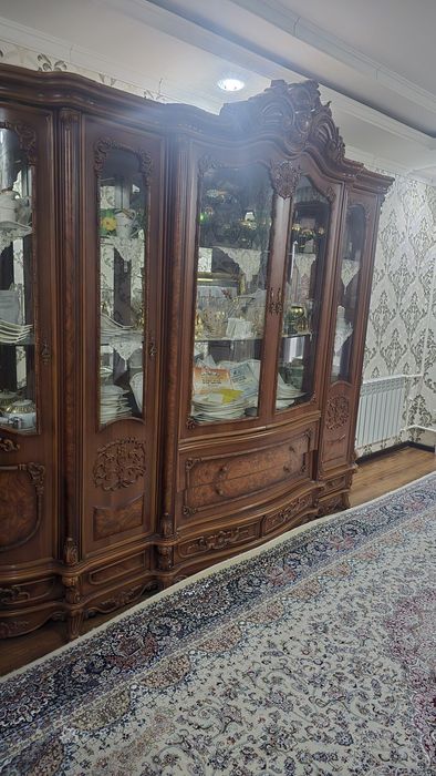 Мебель китай в хорошом состоянии