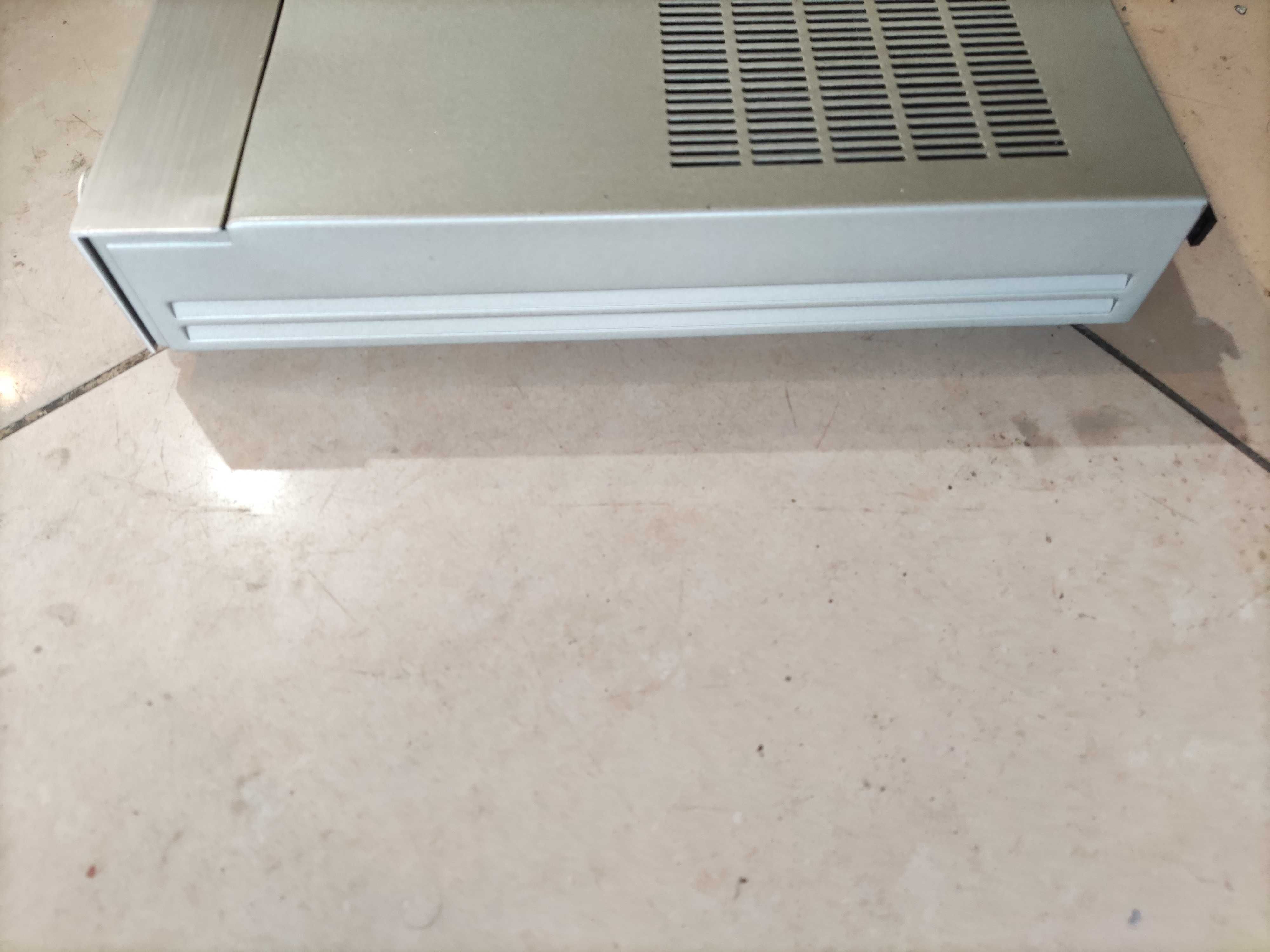 Sony ta-ax2 ретро стерео усилвател с грамофонен вход.2x50W на 4 ома.