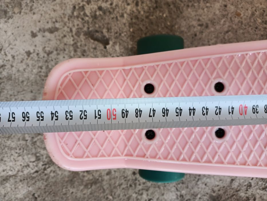 Vând 1 pennyboard in stare excelentă 55cm