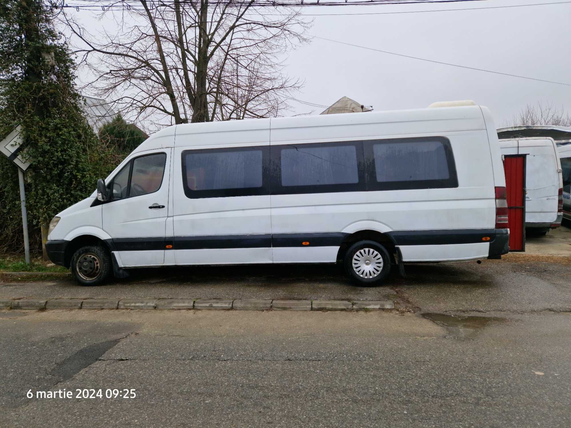 Microbuz merceres benz sprinter 519-20loc-an 2011-motor 3000