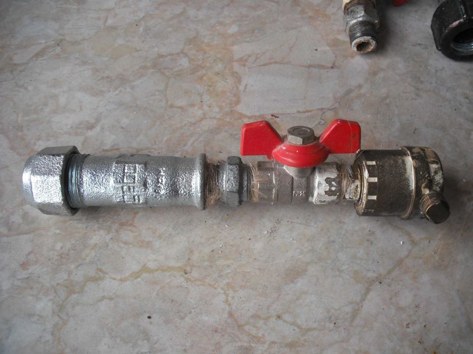 Ventil aerisire / aerisitor coloana termoficare / apa + accesorii