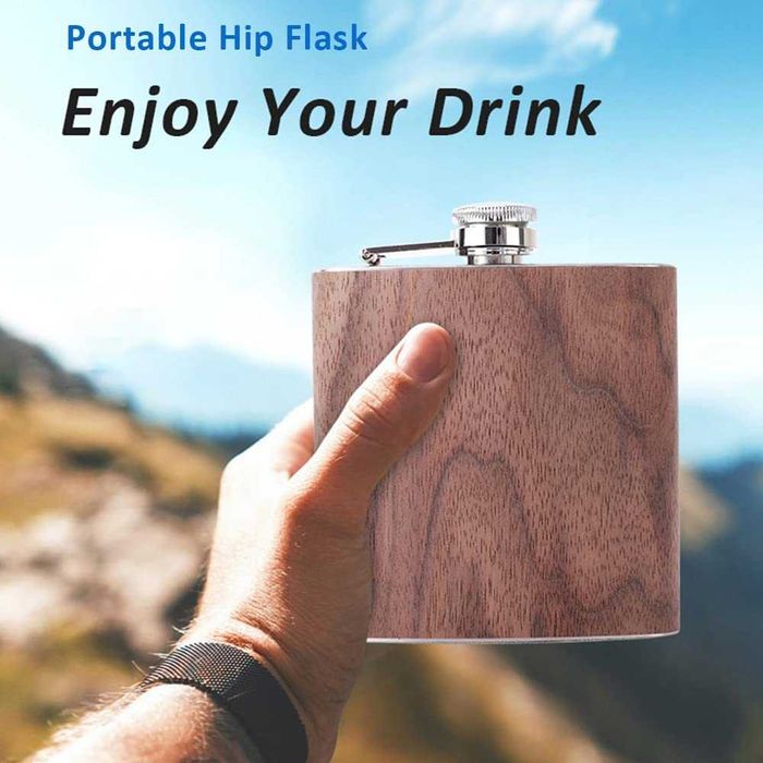 Комплект манерка бутилка за алкохол с 2 чашки Подаръчен комплект