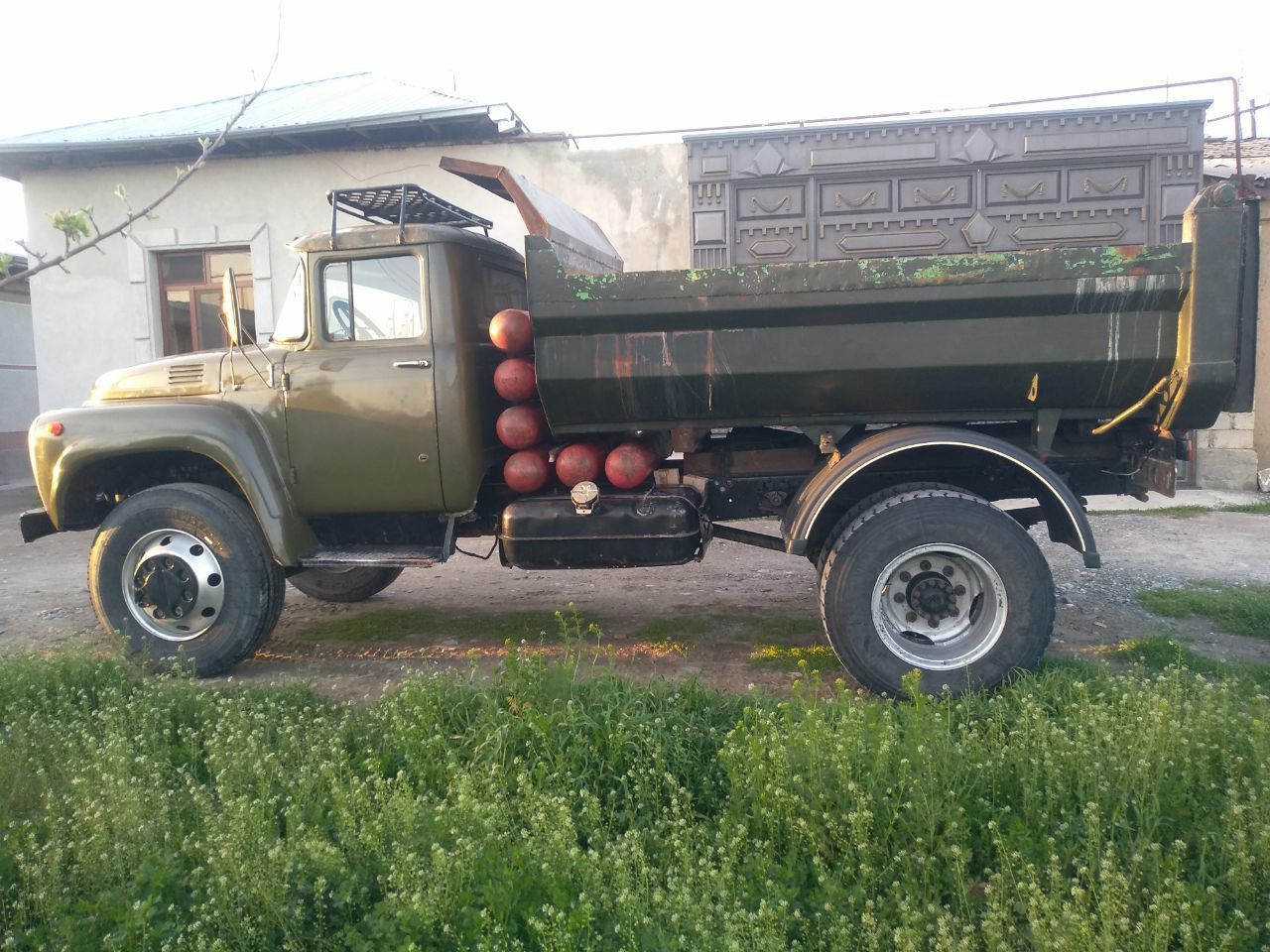 Зил Московский год 1990