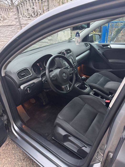 Vând Golf 6 an 2012