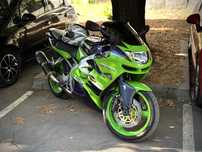 Kawasaki ZX6R 99
