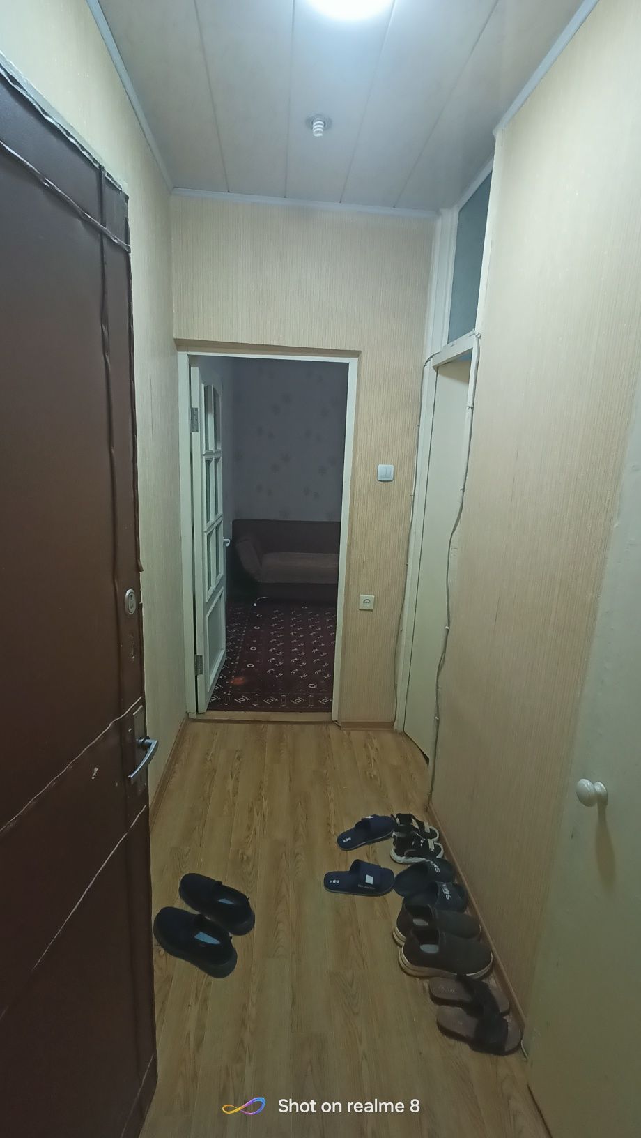 Сергели 3 бекат ёнида 2 хонали квартира ижарага берилади