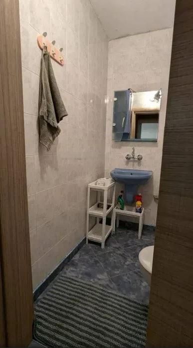 Двустаен апартамент, под наем, Център