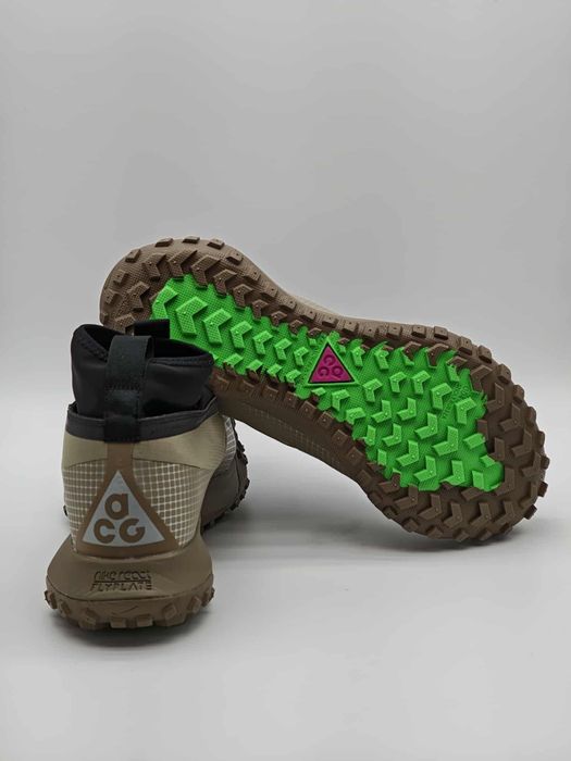 Nike ACG Mountain FLY Gore tex