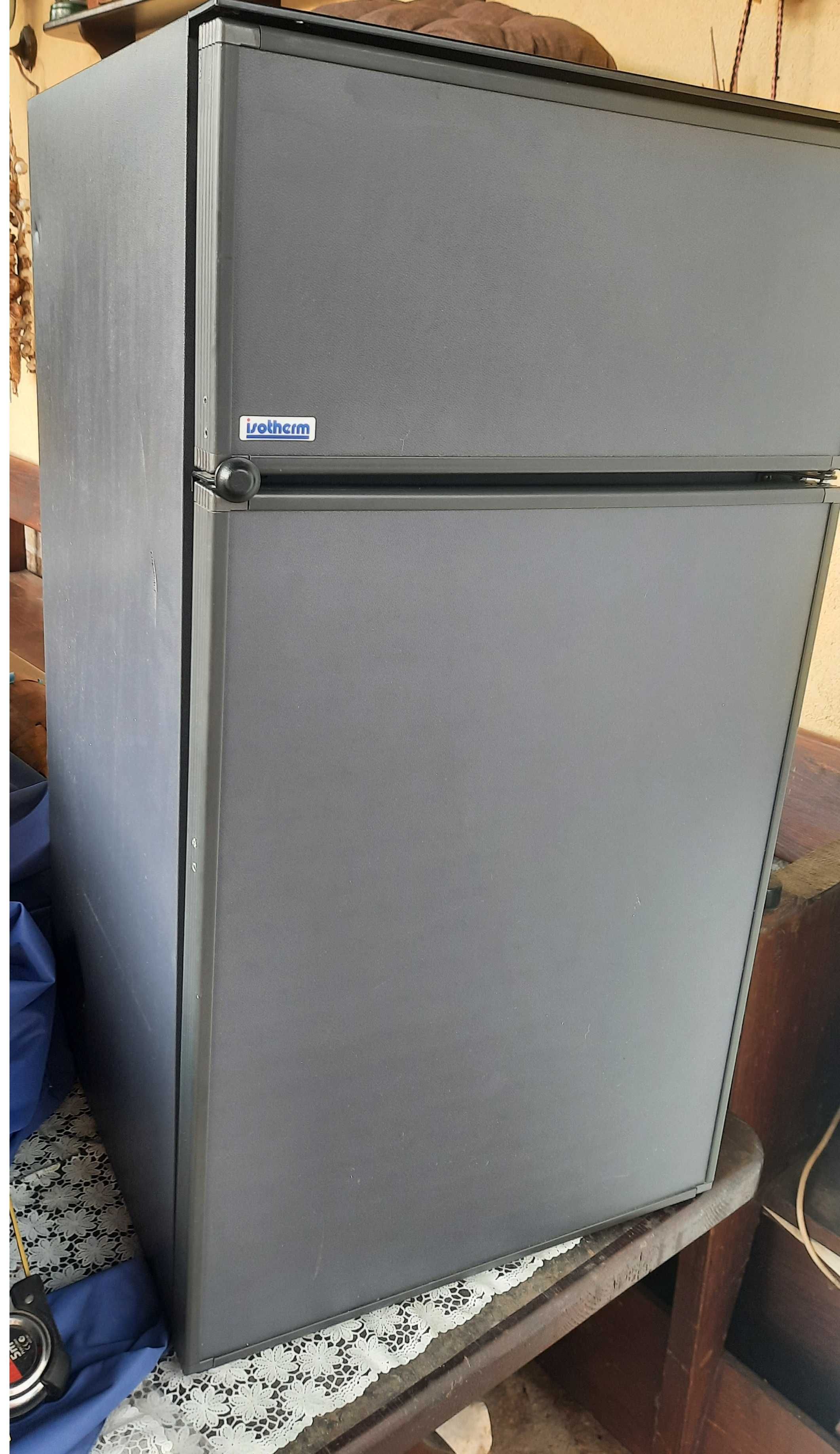 Компресорен хладилник 12V, 24V