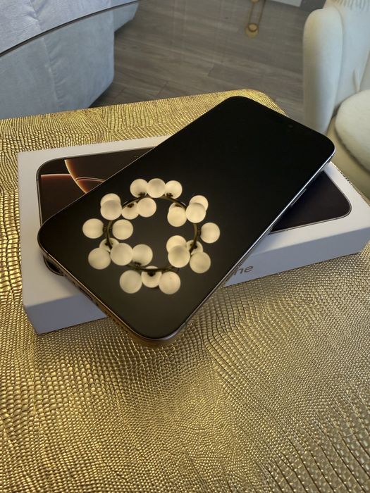 Iphone 16 Pro Max 10/10 256 GB