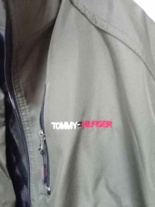 Geaca tommy hilfiger noua