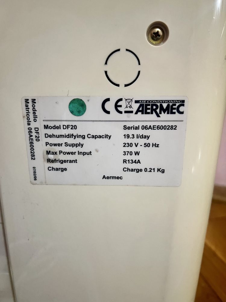 Влагоабсорбатор “Aermec”