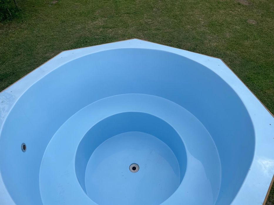 Vând Ciubăr 8 persoane!