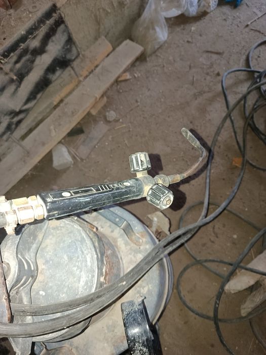 Aftagen kamplet kislorod shlang sotiladi