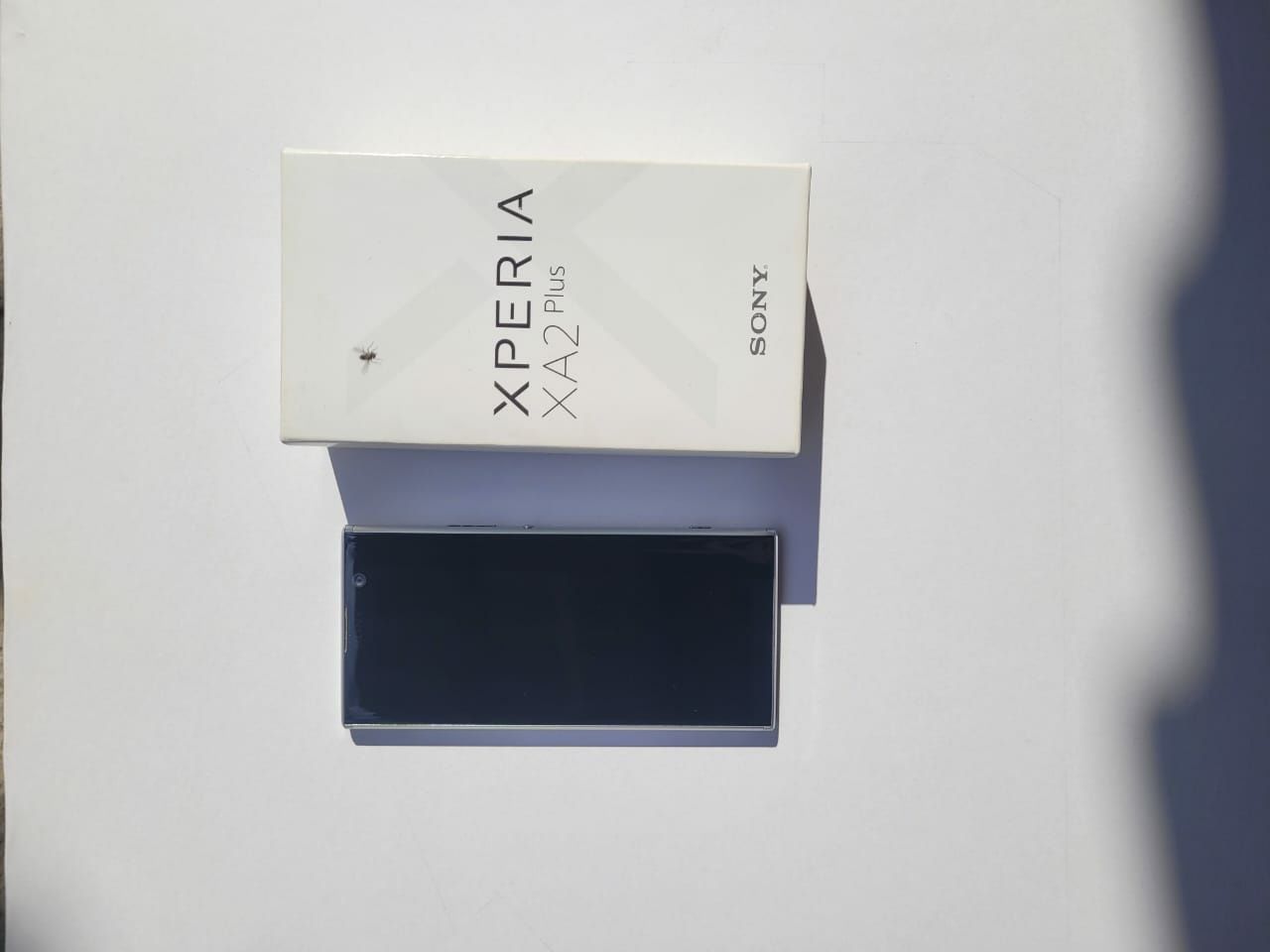 Sony Xperia с гарантией + бесплатно чехлы