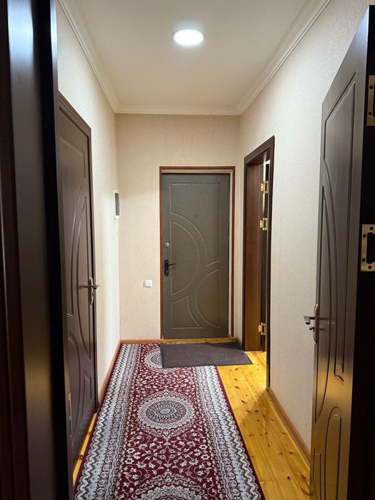 Под нежилое - 4/1/5-100кв.м Подвал-18кв Сергели-1 Вдоль дороге Ипотека