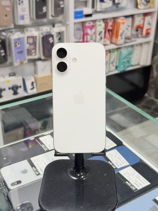 Apple iPhone 16 128GB White