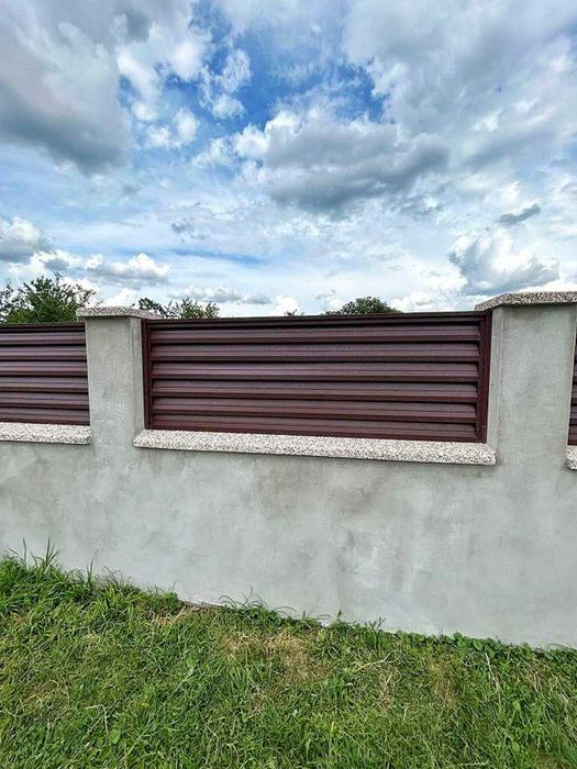 Garduri si porti din panou stil jaluzele, sipca metalica, plasa si BCA