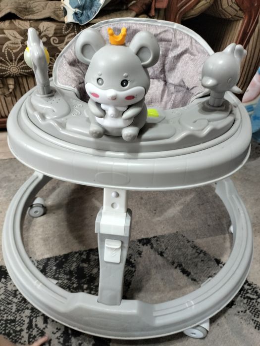 Продам ходунки детские