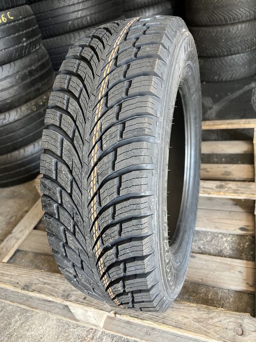 1 anvelopa m+s noua 195/70/15C Nokian!