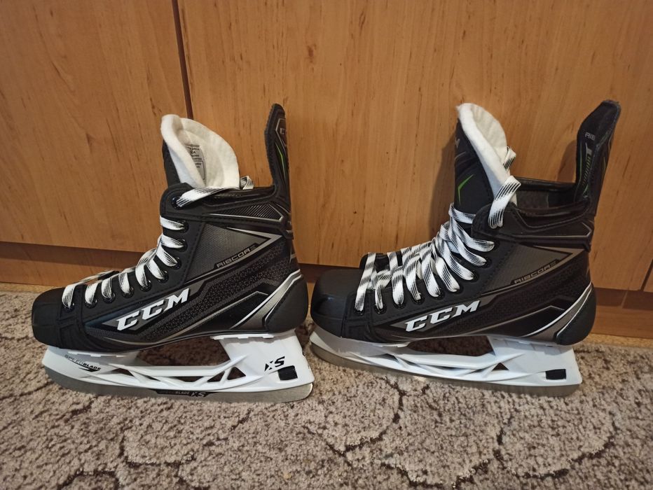 Patine hockey adulți, CCM Ribcor 76K. (NOI)