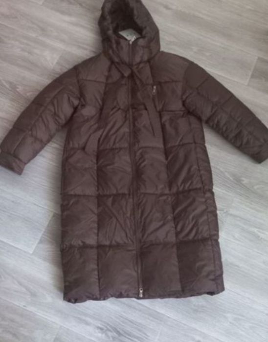 Продам новый пуховик.