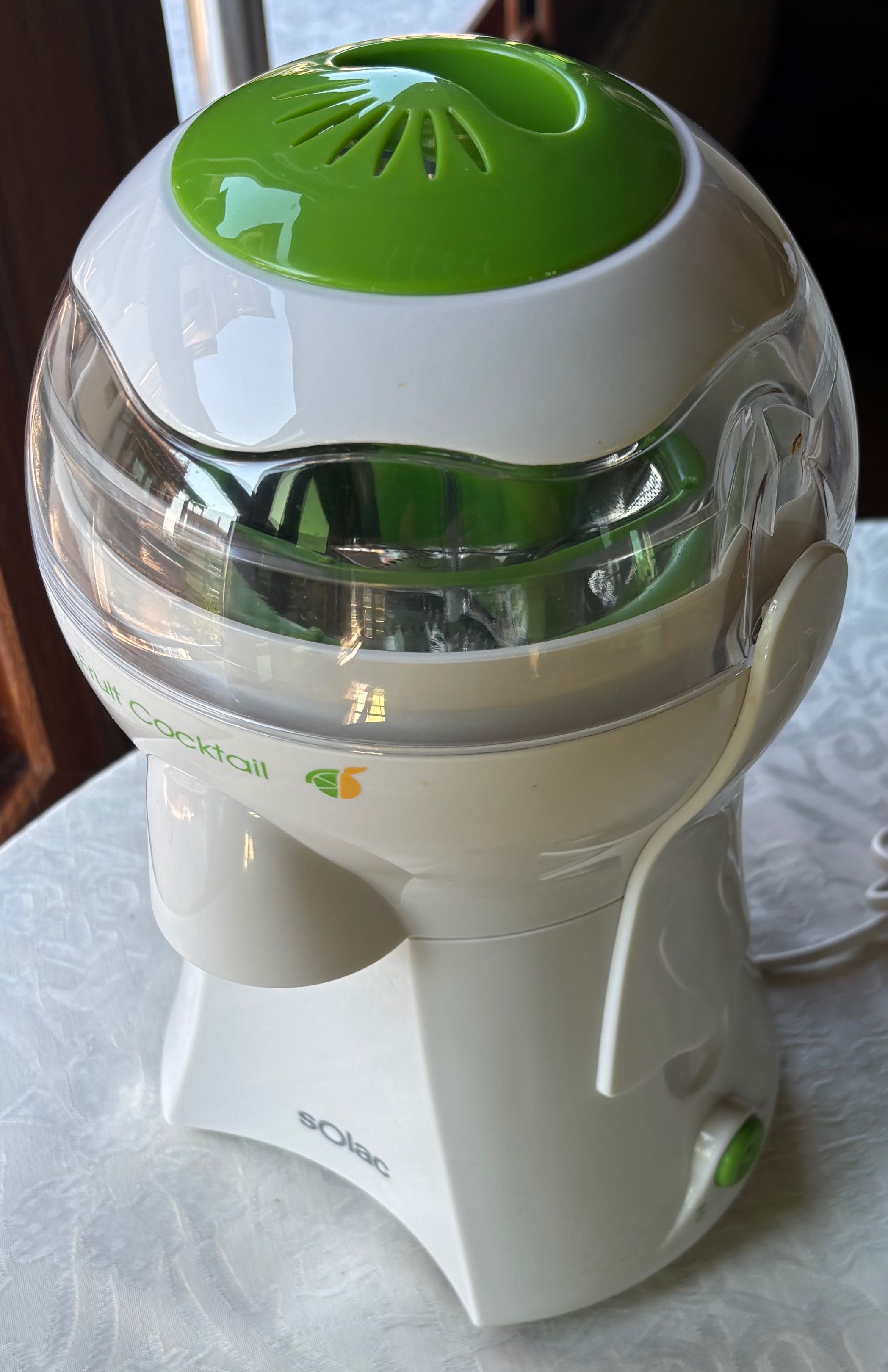 Сокоизтисквачка Solac LC6200