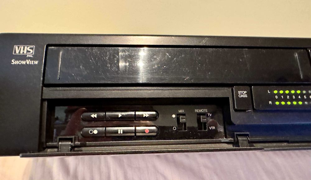Videorecorder HI-FI Stereo Sony, Loewe, Panasonic-defect