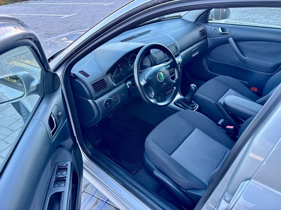 Skoda Octavia , 1.6 Benzina , 2005 , EURO 4 , KLIMA , Unic Proprietar