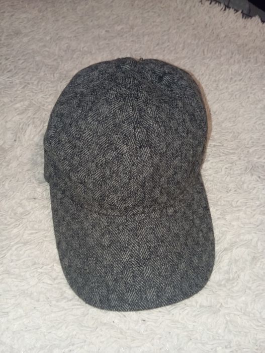 Продам зимнюю кепку