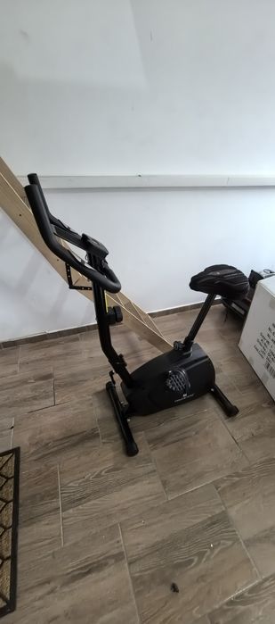 Bicicleta fitness noua