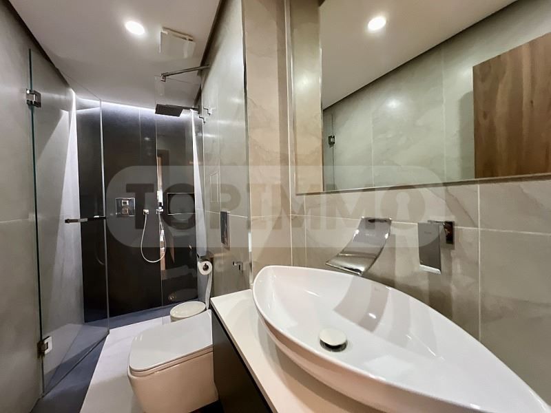 Продава се Тристаен апартамент в Варна, Бриз - 150 кв.м за 2500 €/кв.м - Снимка #10