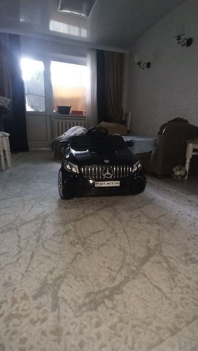 Детский автомобиль
