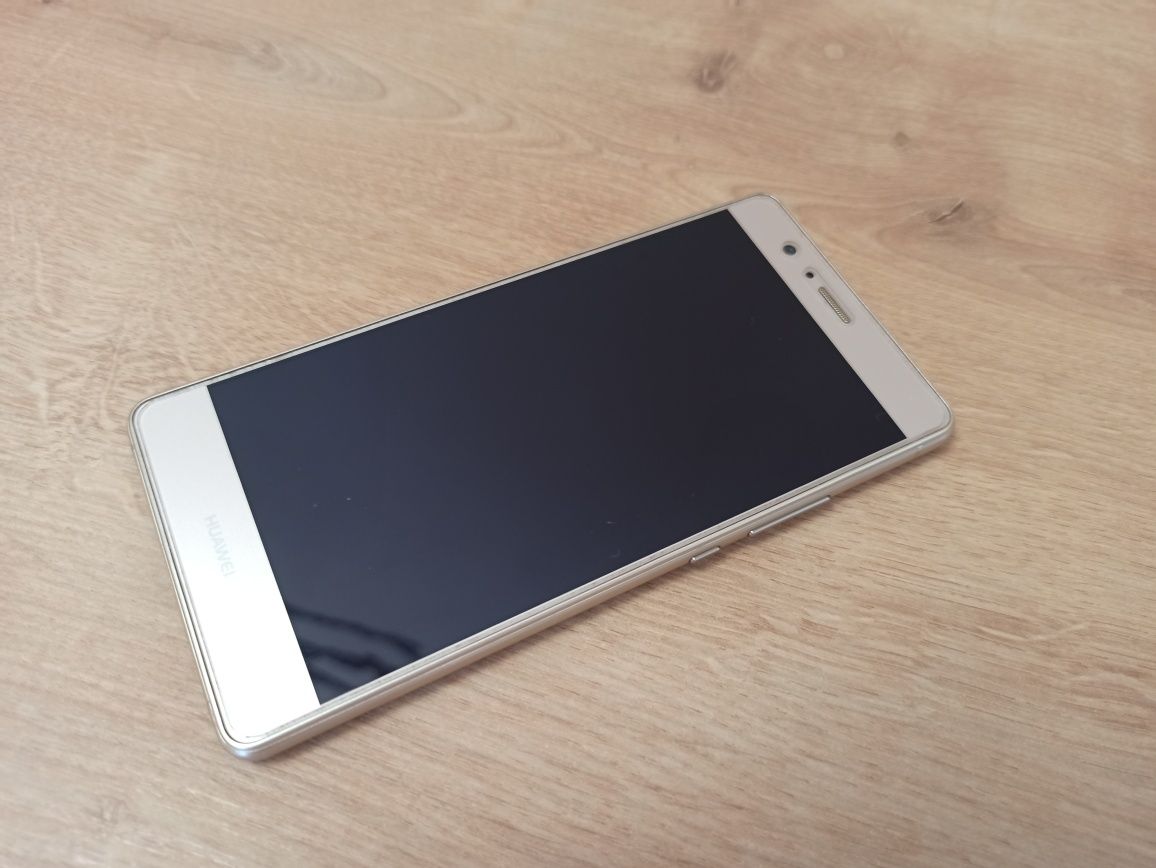 Huawei P9 Lite gold - impecabil