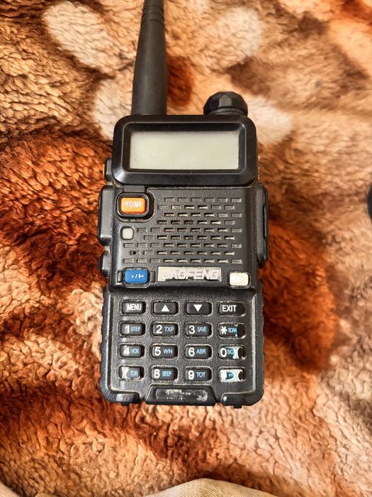 Продаю рацию не новая