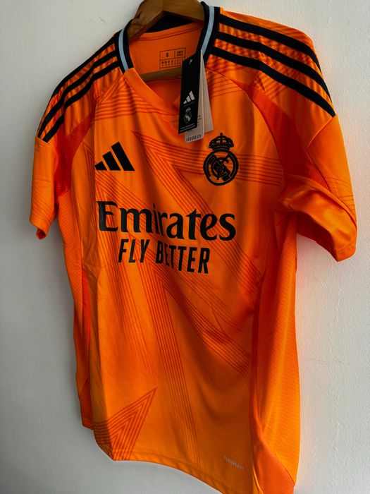 NEW! Реал Мадрид 24/25 Гостуващи Тениски
