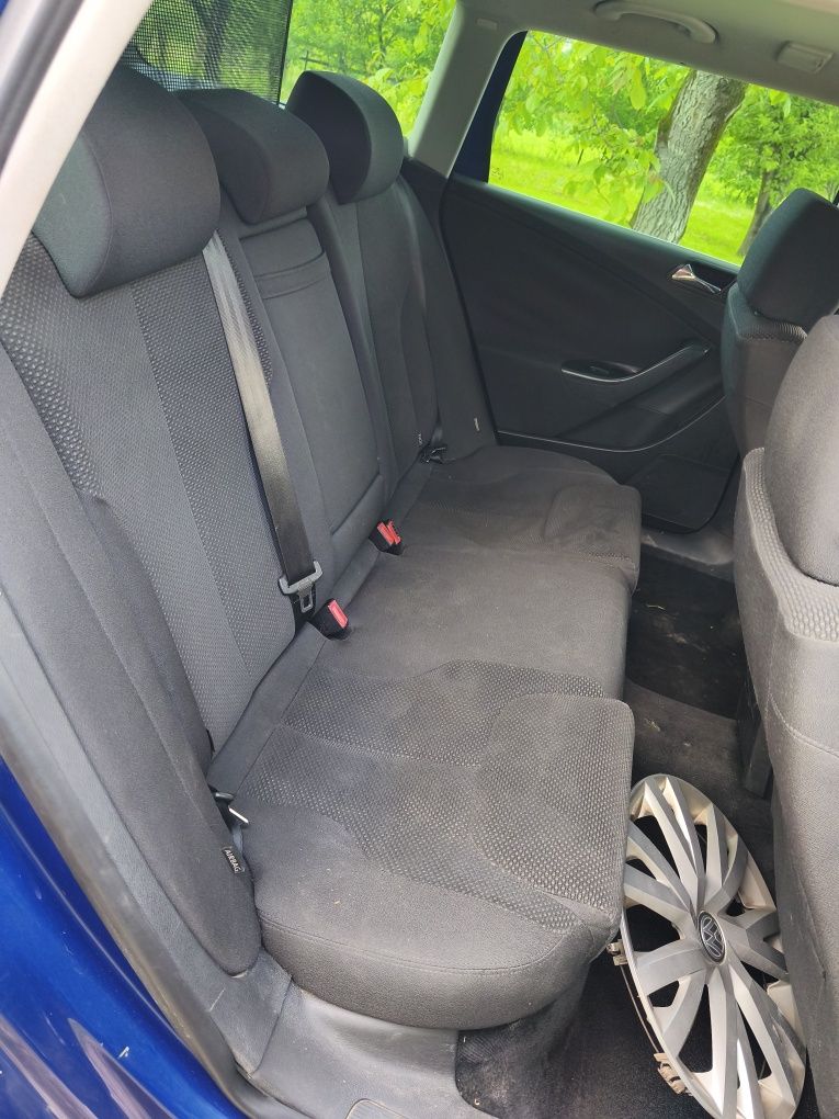 Dezmembrez Volkswagen Passat B6 break 2.0 tdi BMP 140 cp manual LC5E