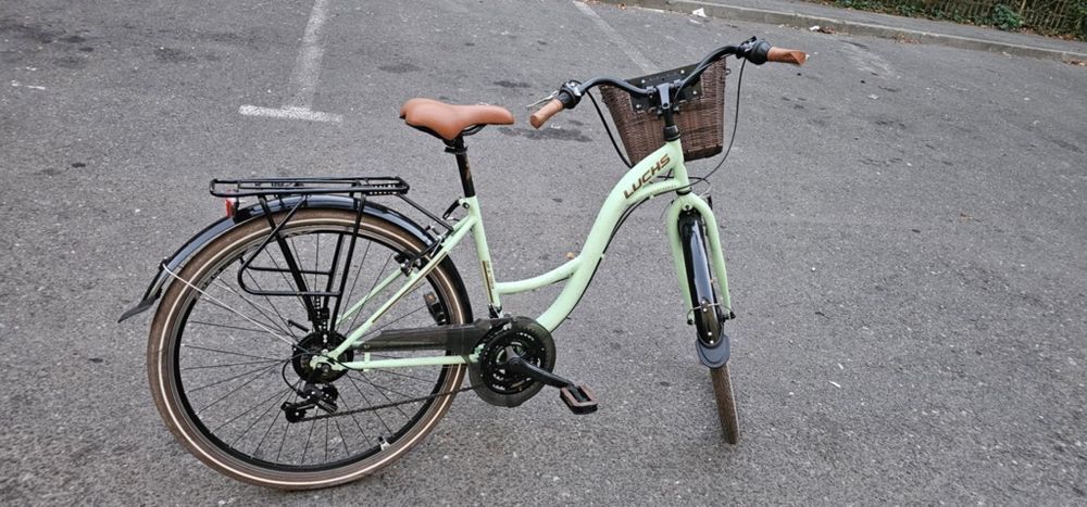 Vand bicicleta stare buna