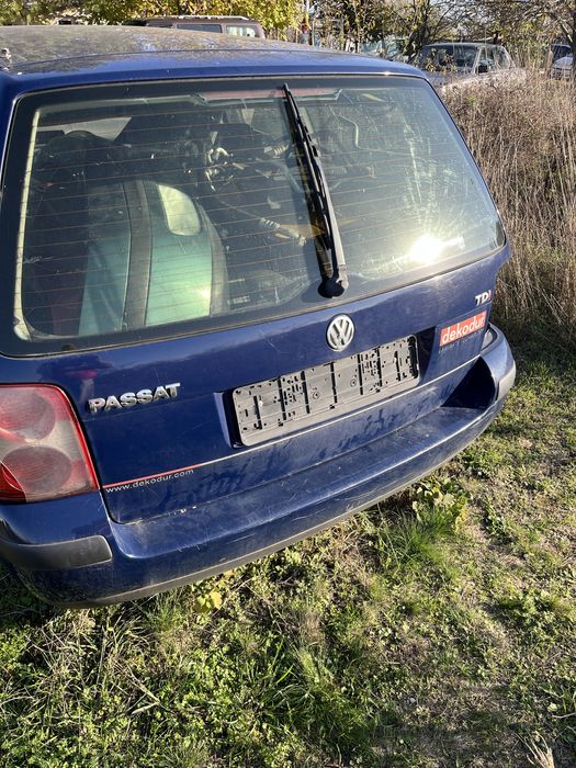 Пета врата за Фолксваген Пасат комби 5,5 2003г