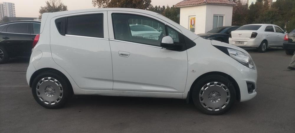 2015 avtamat karobka benzin holati yahshi