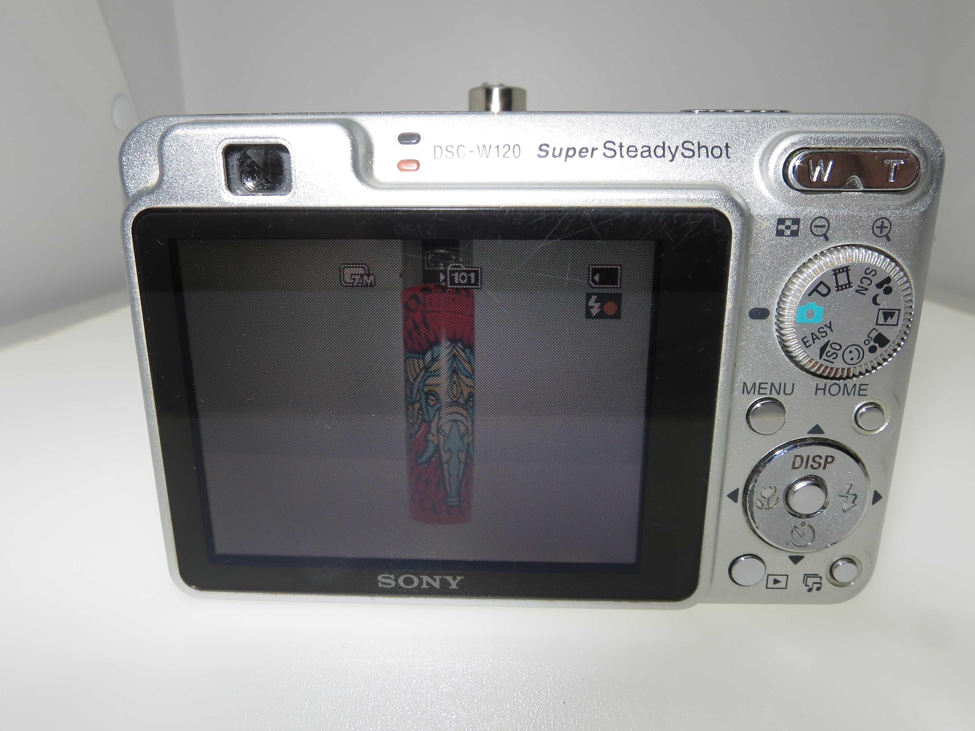 Sony Cyber-shot W120 компактен сребрист фотоапарат, работи отлично