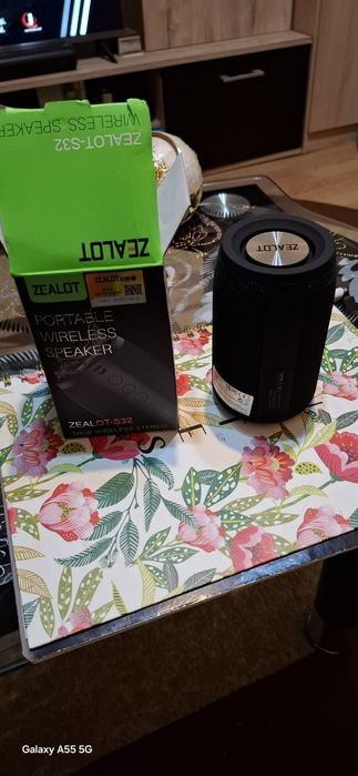 Ceas alarma temperatura încărcător wireless și boxa blutus