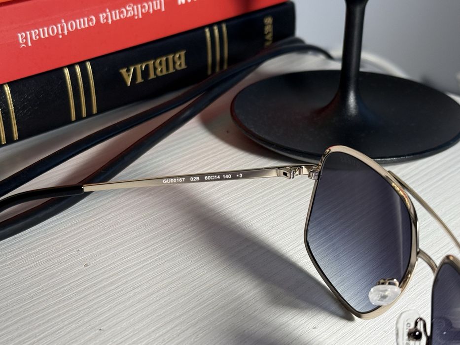Ochelari de soare GUESS