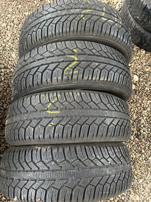 185/60 r15 de iarna 4 buc ca noi SEMPERIT