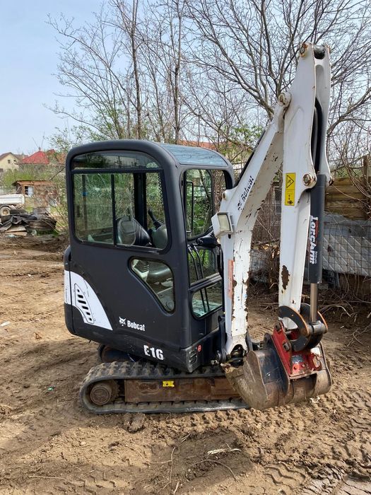 Miniexcavator BOBCAT E16